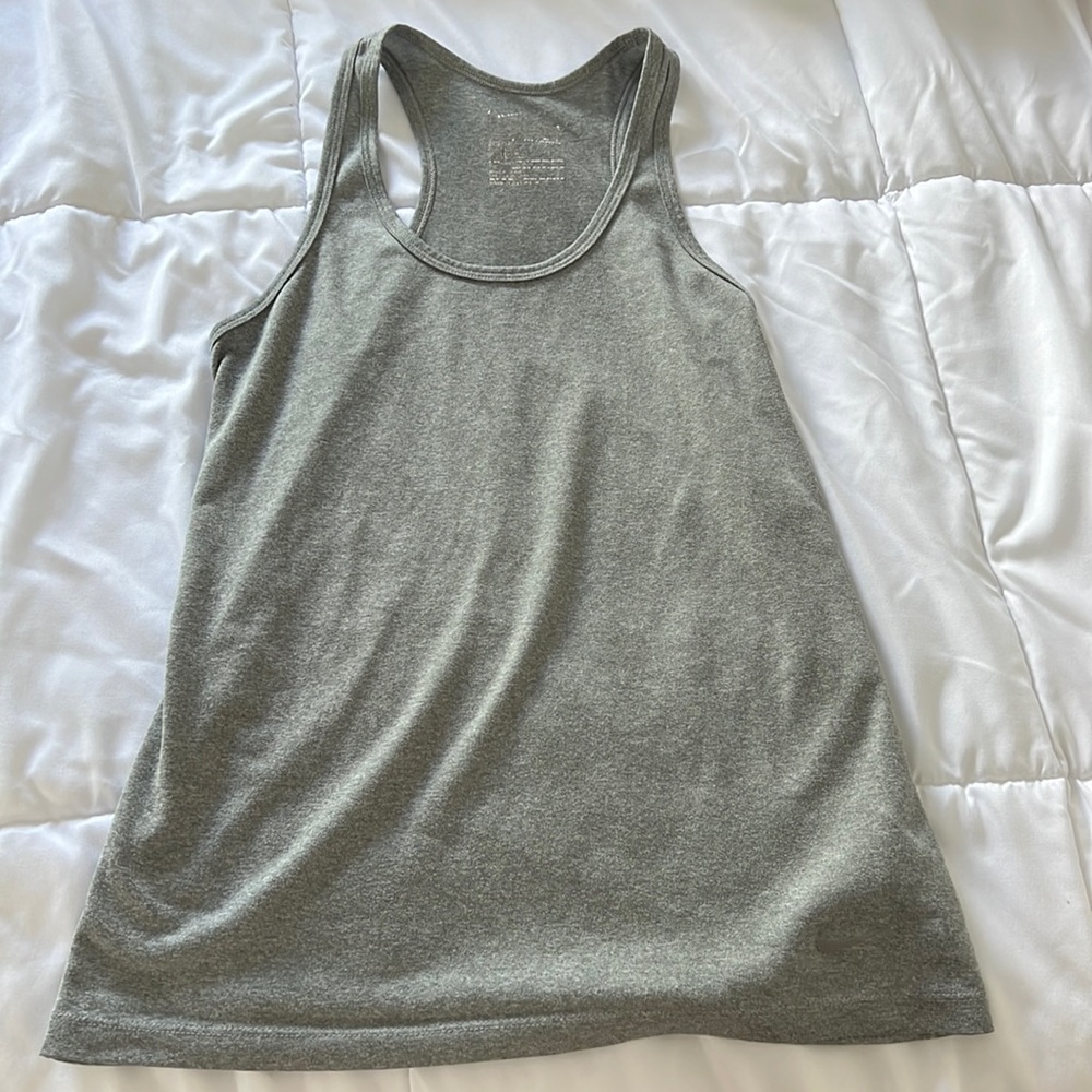 Nike workout tank
